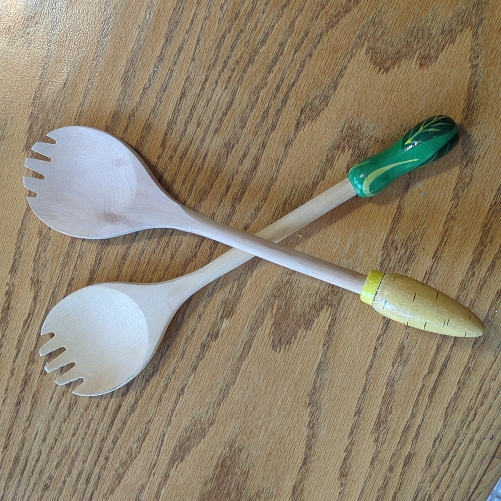 New Wooden Salad Serving Set with Colorful Handles